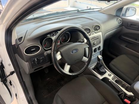 FORD Focus Hatch 1.6 4P GLX FLEX, Foto 9