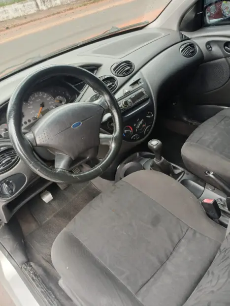 FORD Focus Hatch 1.6 16V 4P SE FLEX, Foto 5