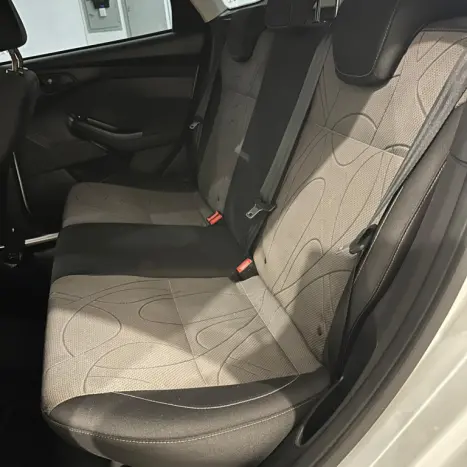 FORD Focus Hatch 1.6 16V 4P FLEX S POWERSHIFT AUTOM�TICO, Foto 14