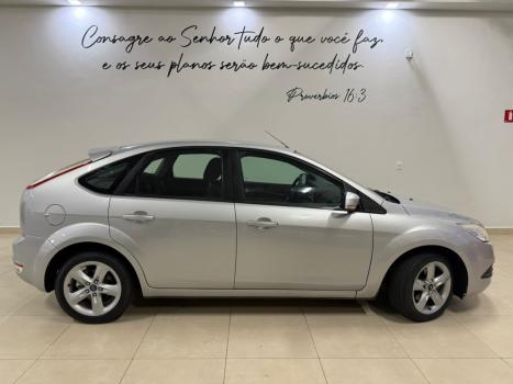 FORD Focus Hatch 1.6 16V 4P SE PLUS FLEX, Foto 3