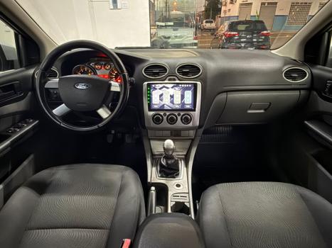 FORD Focus Hatch 1.6 16V 4P SE PLUS FLEX, Foto 9