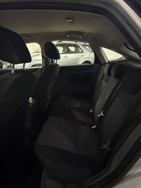 FORD Focus Hatch 1.6 16V 4P SE PLUS FLEX, Foto 12