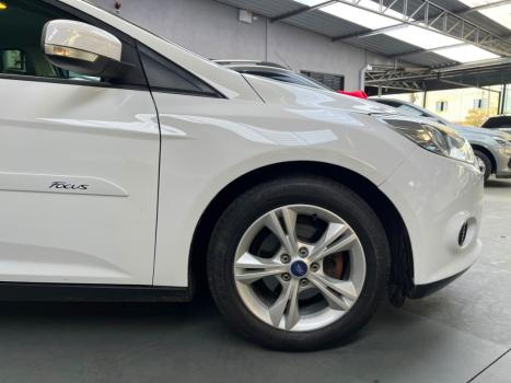 FORD Focus Hatch 1.6 16V 4P SE FLEX, Foto 10