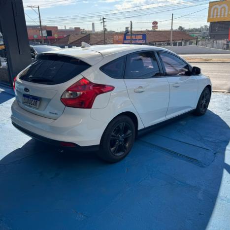 FORD Focus Hatch 1.6 16V 4P FLEX S POWERSHIFT AUTOM�TICO, Foto 3