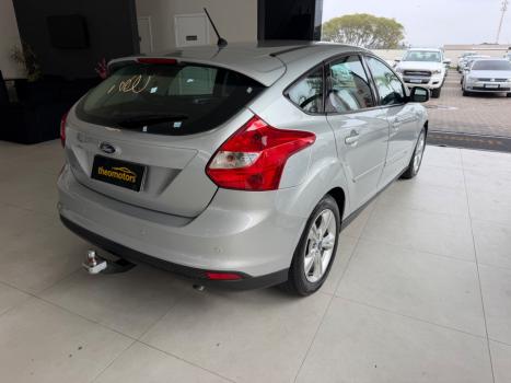 FORD Focus Hatch 1.6 16V 4P SE FLEX, Foto 6