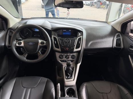 FORD Focus Hatch 1.6 16V 4P SE FLEX, Foto 8