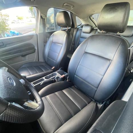 FORD Focus Hatch 1.6 16V 4P FLEX S, Foto 9
