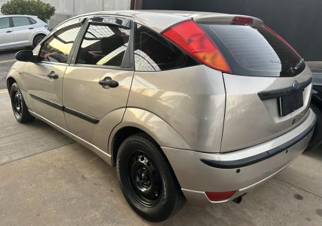 FORD Focus Hatch 1.6 4P FLEX GL, Foto 3