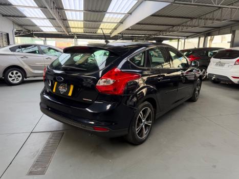 FORD Focus Hatch 1.6 16V 4P FLEX SE POWERSHIFT AUTOM�TICO, Foto 6