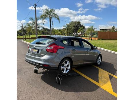 FORD Focus Hatch 1.6 4P, Foto 4
