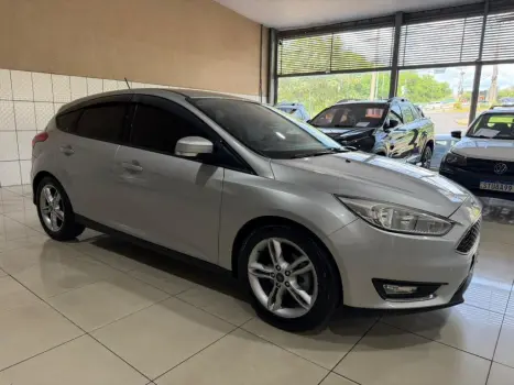 FORD Focus Hatch 1.6 16V 4P SE FLEX, Foto 3