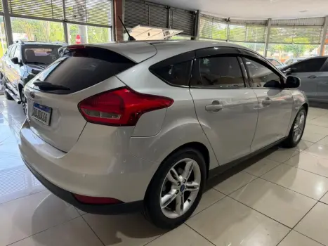 FORD Focus Hatch 1.6 16V 4P SE FLEX, Foto 7