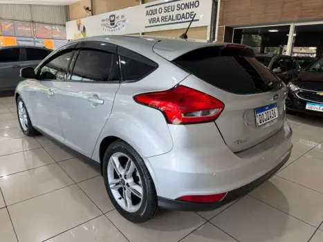 FORD Focus Hatch 1.6 16V 4P SE FLEX, Foto 9