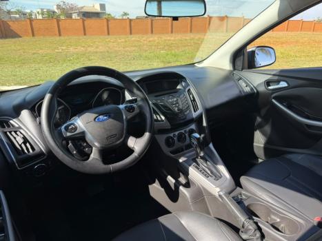 FORD Focus Hatch 1.6 4P, Foto 9