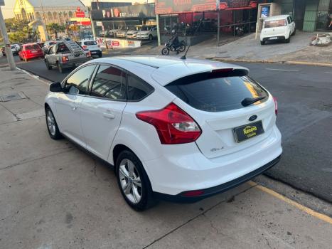 FORD Focus Hatch 1.6 16V 4P SE FLEX, Foto 3