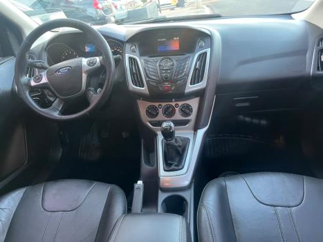 FORD Focus Hatch 1.6 16V 4P SE FLEX, Foto 5
