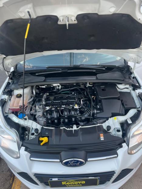 FORD Focus Hatch 1.6 16V 4P SE FLEX, Foto 8