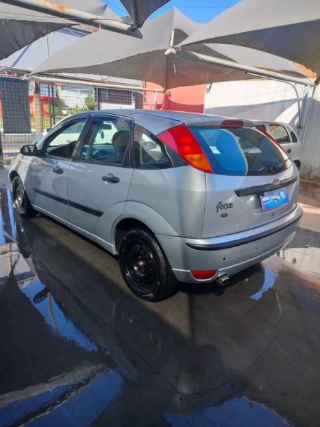 FORD Focus Hatch 1.6 4P FLEX GL, Foto 4