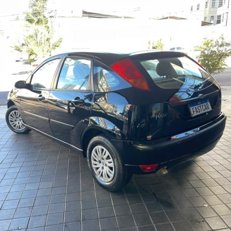 FORD Focus Hatch 1.6 4P FLEX GL, Foto 6