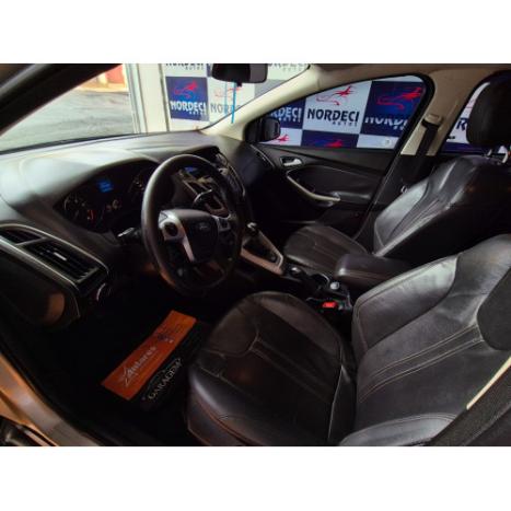 FORD Focus Hatch 1.6 16V 4P SE PLUS FLEX, Foto 6