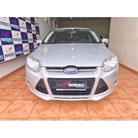 FORD Focus Hatch 1.6 16V 4P SE PLUS FLEX, Foto 11