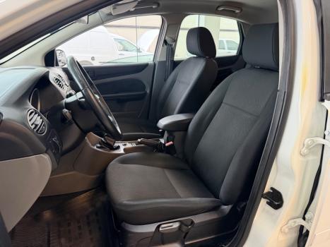 FORD Focus Hatch 1.6 4P GLX FLEX, Foto 10