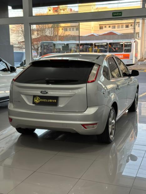 FORD Focus Hatch 1.6 16V 4P SE FLEX, Foto 9