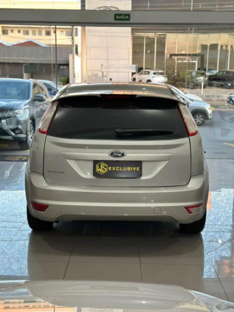 FORD Focus Hatch 1.6 16V 4P SE FLEX, Foto 10