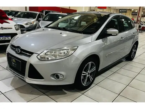 FORD Focus Hatch 1.6 16V 4P SE FLEX, Foto 2