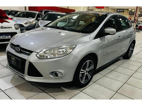 FORD Focus Hatch 1.6 16V 4P SE FLEX, Foto 2