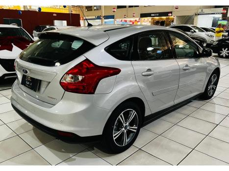 FORD Focus Hatch 1.6 16V 4P SE FLEX, Foto 5