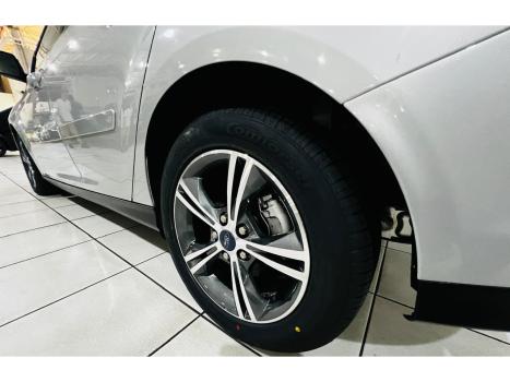 FORD Focus Hatch 1.6 16V 4P SE FLEX, Foto 9