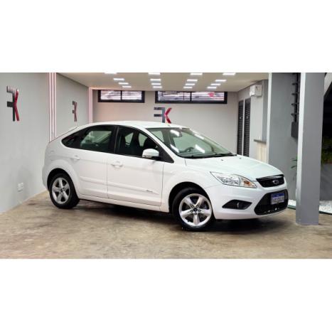 FORD Focus Hatch 1.6 16V 4P SE PLUS FLEX, Foto 4