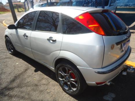 FORD Focus Hatch 1.6 4P GLX, Foto 5