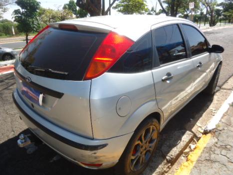 FORD Focus Hatch 1.6 4P GLX, Foto 6