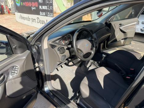 FORD Focus Hatch 1.6 4P FLEX GL, Foto 3