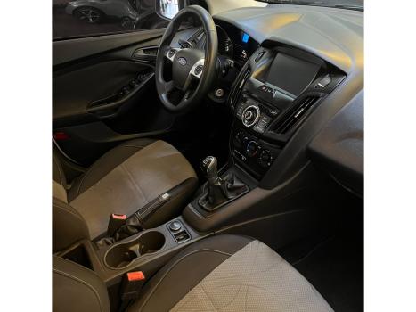 FORD Focus Hatch 1.6 4P, Foto 7