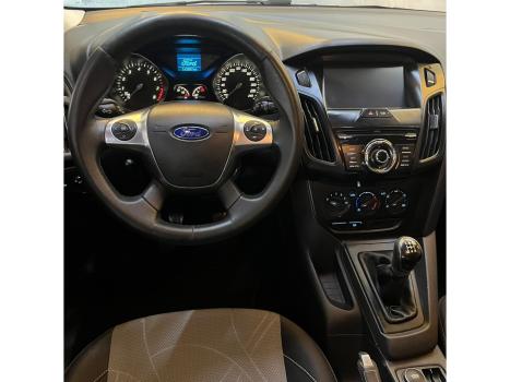 FORD Focus Hatch 1.6 4P, Foto 9