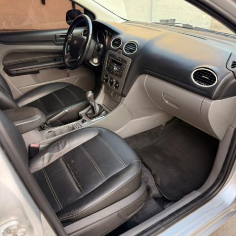 FORD Focus Hatch 1.6 4P, Foto 5