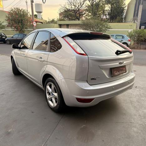 FORD Focus Hatch 1.6 4P, Foto 8