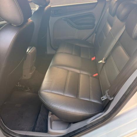 FORD Focus Hatch 1.6 4P, Foto 9
