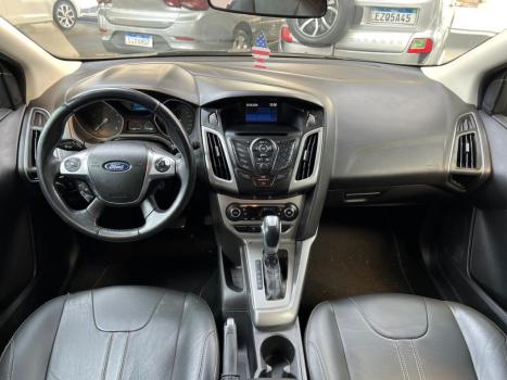 FORD Focus Hatch 1.6 16V 4P FLEX SE POWERSHIFT AUTOM�TICO, Foto 2