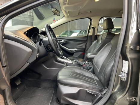 FORD Focus Hatch 1.6 16V 4P FLEX SE POWERSHIFT AUTOM�TICO, Foto 4