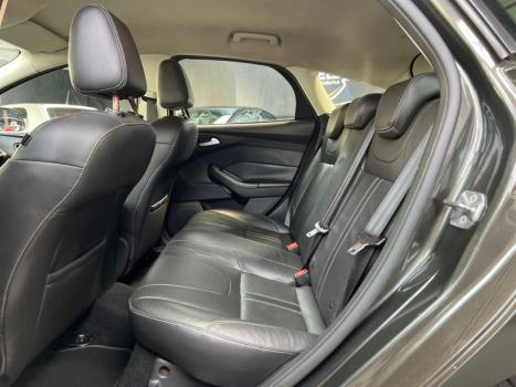 FORD Focus Hatch 1.6 16V 4P FLEX SE POWERSHIFT AUTOM�TICO, Foto 8