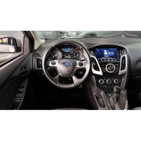 FORD Focus Hatch 1.6 16V 4P SE PLUS FLEX, Foto 10