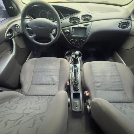 FORD Focus Hatch 1.6 4P, Foto 2