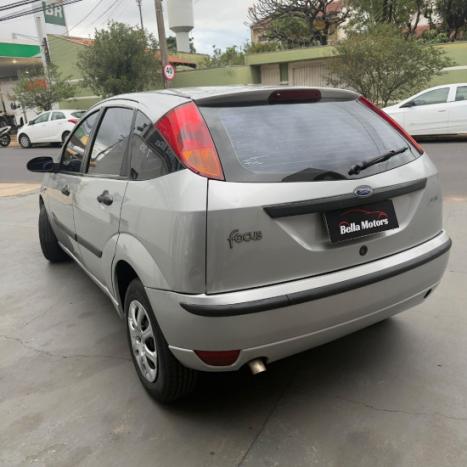 FORD Focus Hatch 1.6 4P, Foto 7