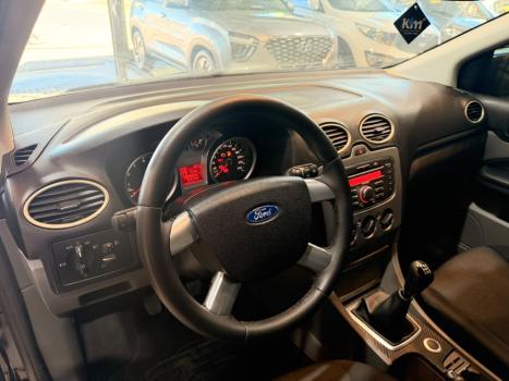 FORD Focus Hatch 1.6 4P GLX FLEX, Foto 9