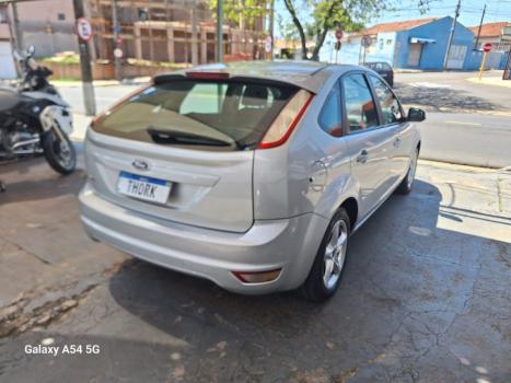 FORD Focus Hatch 1.6 4P GLX FLEX, Foto 6