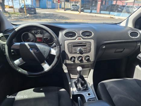 FORD Focus Hatch 1.6 4P GLX FLEX, Foto 7